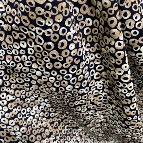 Miraclesuit swimsuit onepiece black with tan goldish circles‎ - Picture 4 of 7